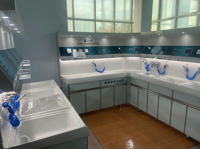 山东德州赵虎卫生院内镜清洗工作站、内镜储镜柜、纯水机安装调试完成